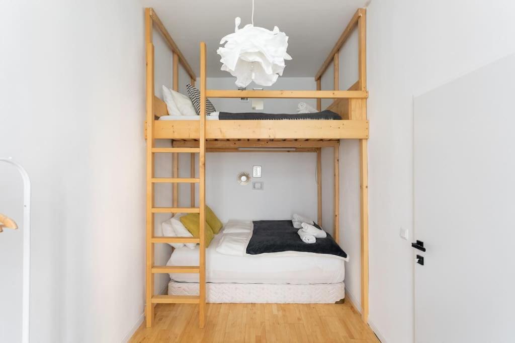 Charming & Authentic Vienna Flat - Central Located Apartment Exterior photo