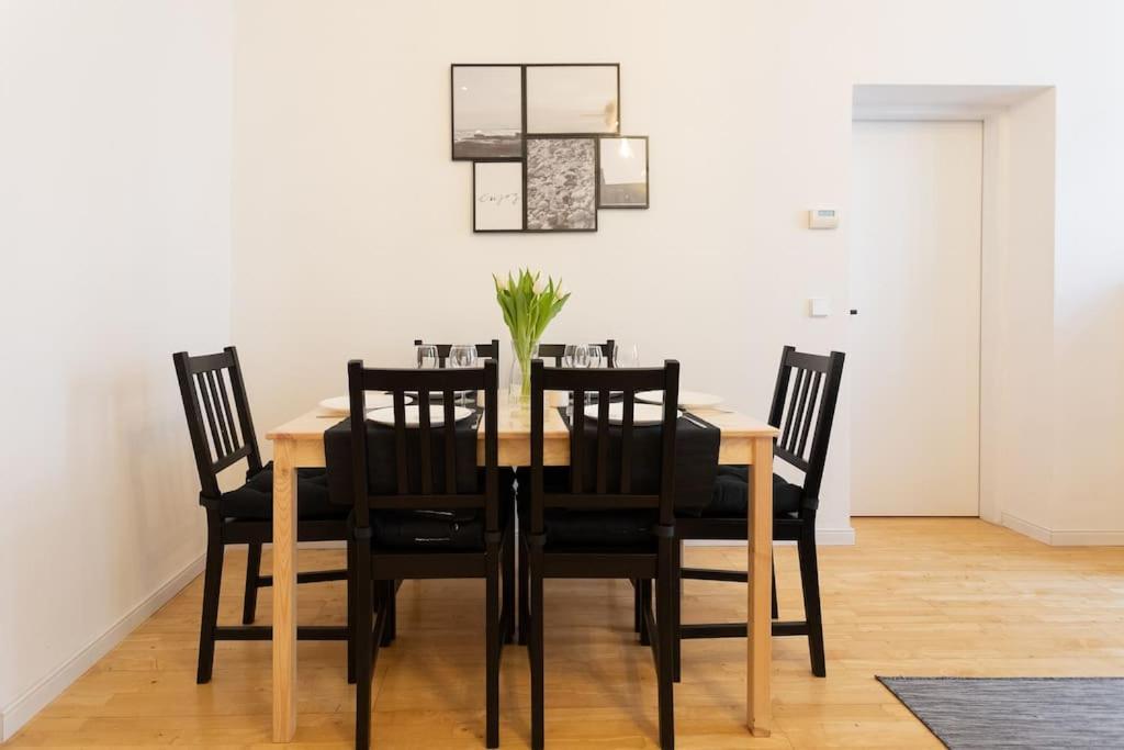 Charming & Authentic Vienna Flat - Central Located Apartment Exterior photo