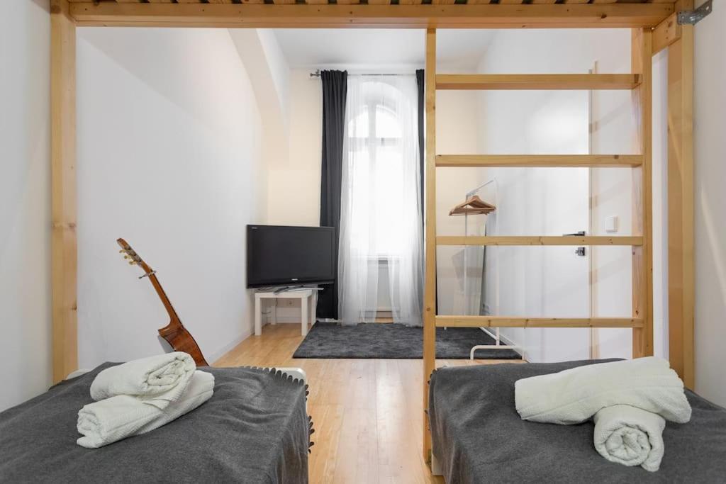 Charming & Authentic Vienna Flat - Central Located Apartment Exterior photo